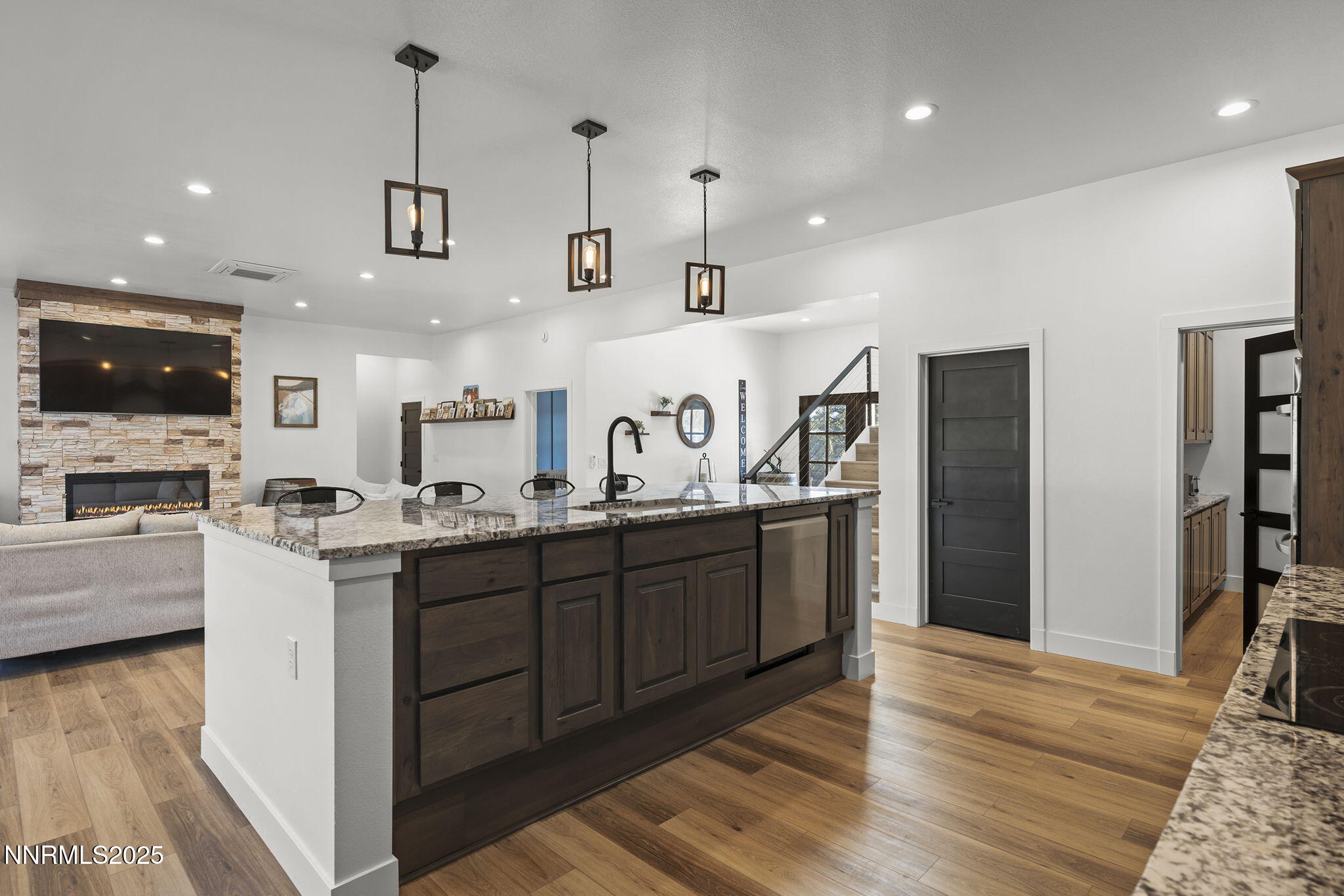 2320 Empire Road Reno, NV 89521 - Photo 15 of 36 15-web-or-mls-_DSC2566