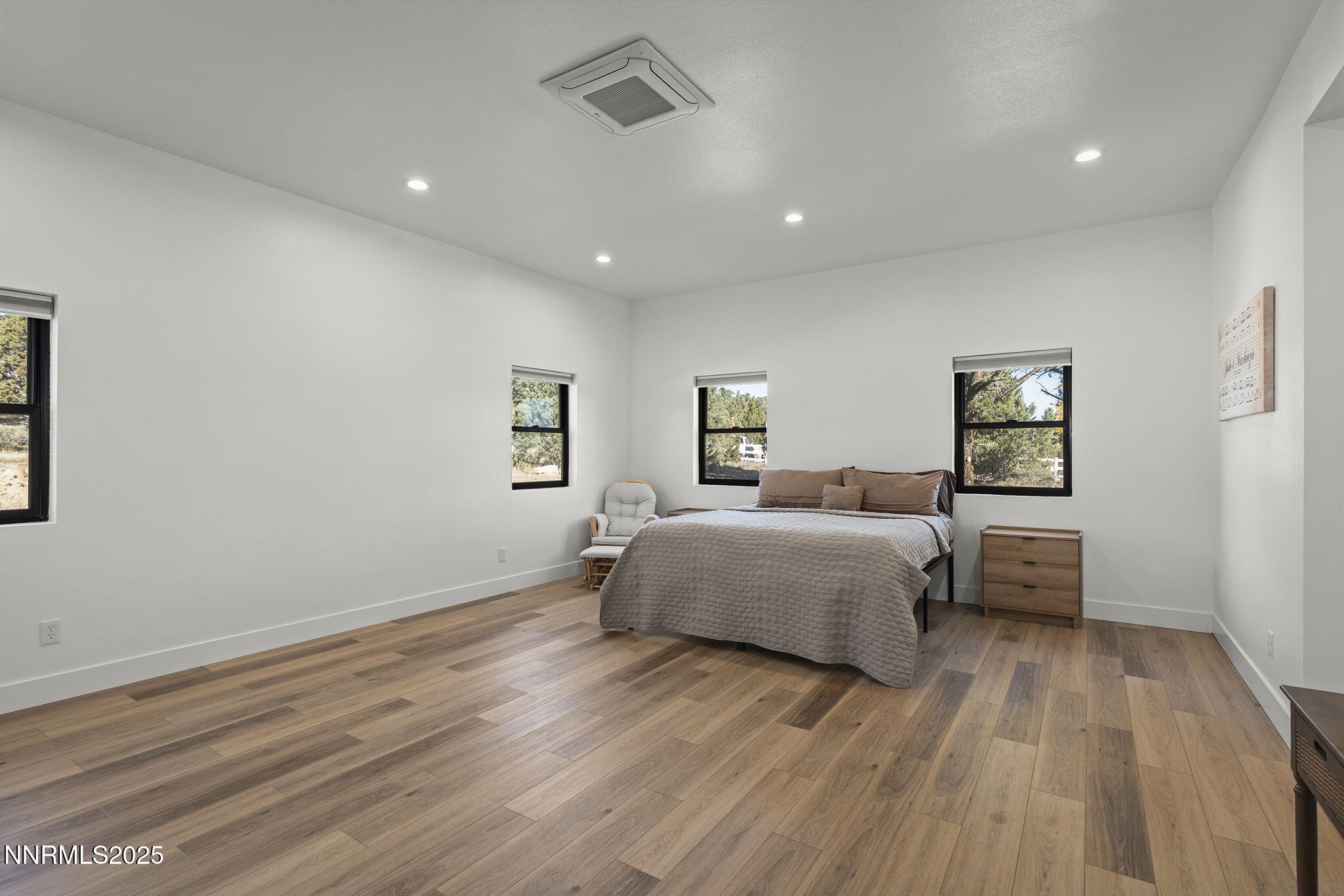 2320 Empire Road Reno, NV 89521 - Photo 17 of 36 17-web-or-mls-_DSC2494