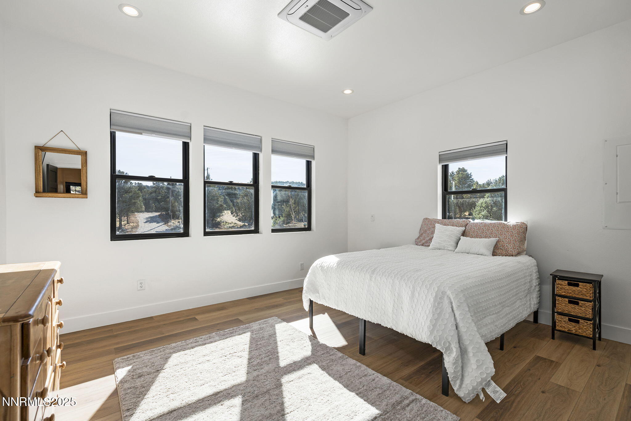 2320 Empire Road Reno, NV 89521 - Photo 22 of 36 22-web-or-mls-_DSC2477