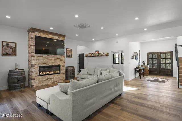 $1,350,000 | 2320 Empire Road, Reno, NV 89521