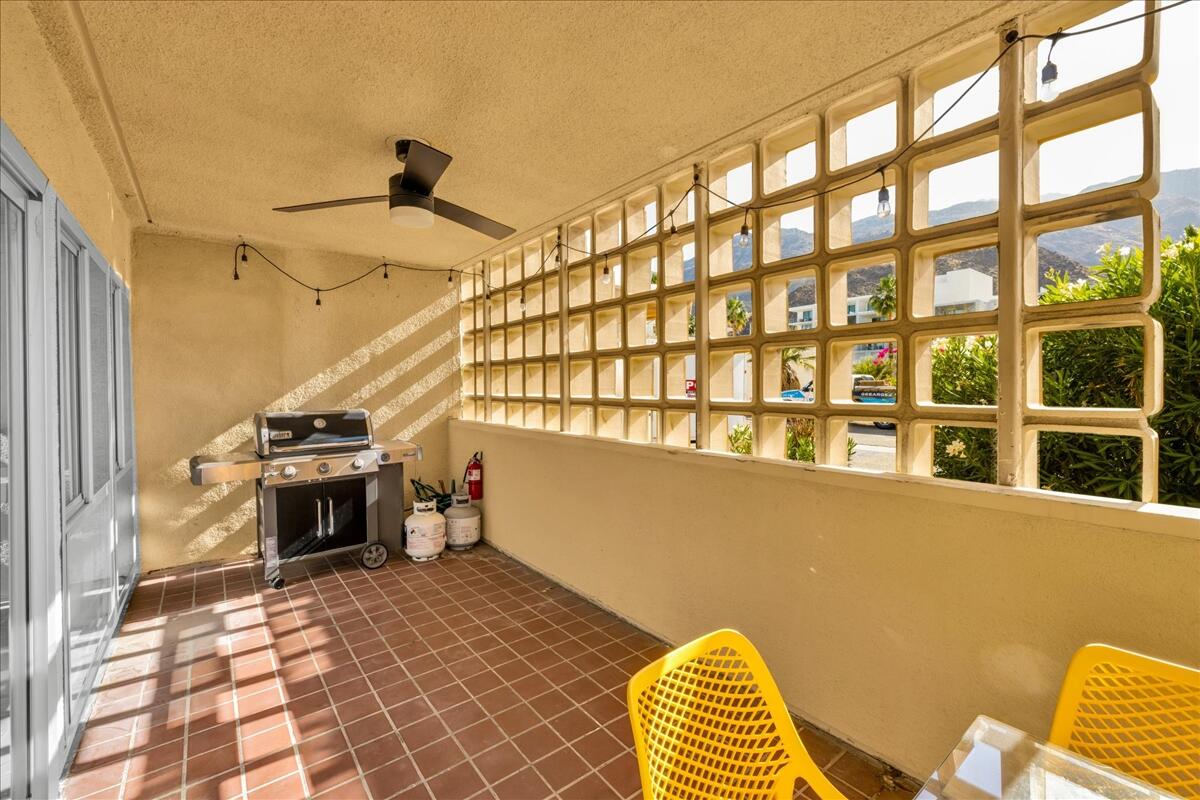 277 East Alejo Road, Unit 101 Palm Springs, CA 92262 - Photo 31 of 42 Patio