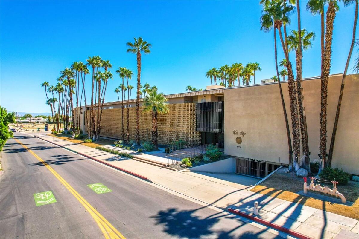 277 East Alejo Road, Unit 101 Palm Springs, CA 92262 - Photo 38 of 42 Villa Alejo