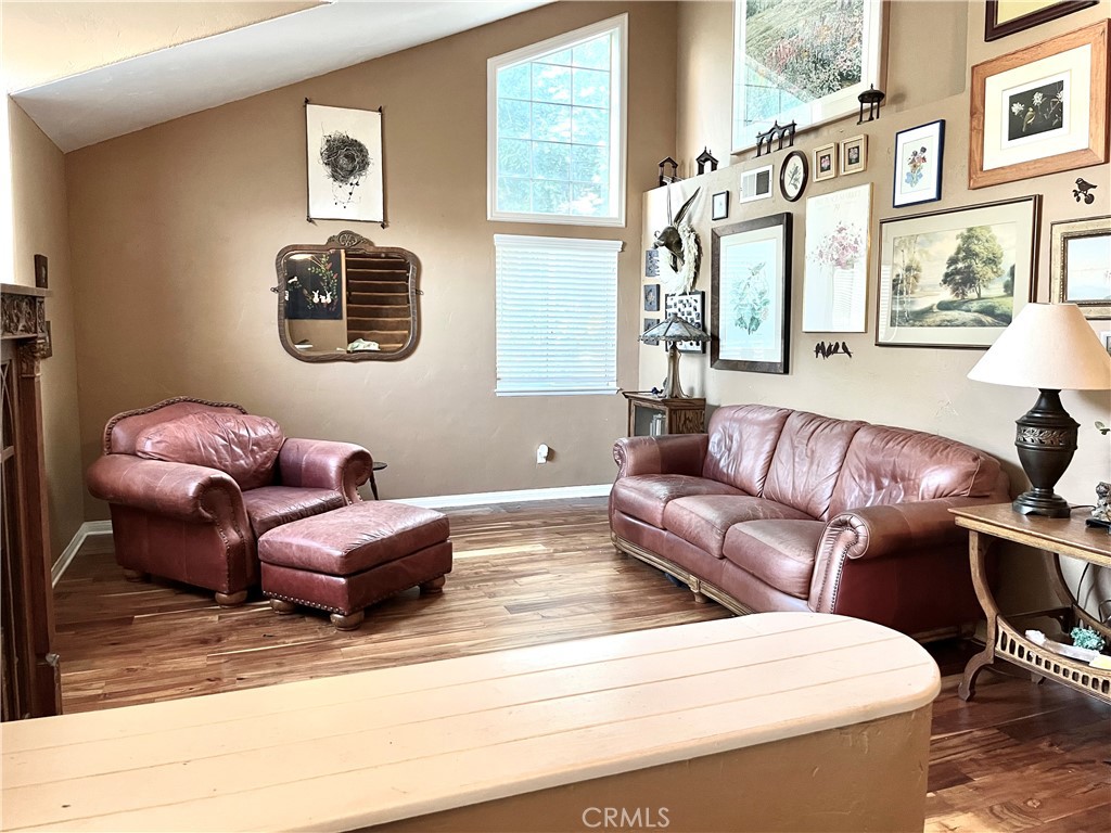 31420 Corte Madera Temecula, CA 92592 - Photo 5 of 54 a living room with furniture