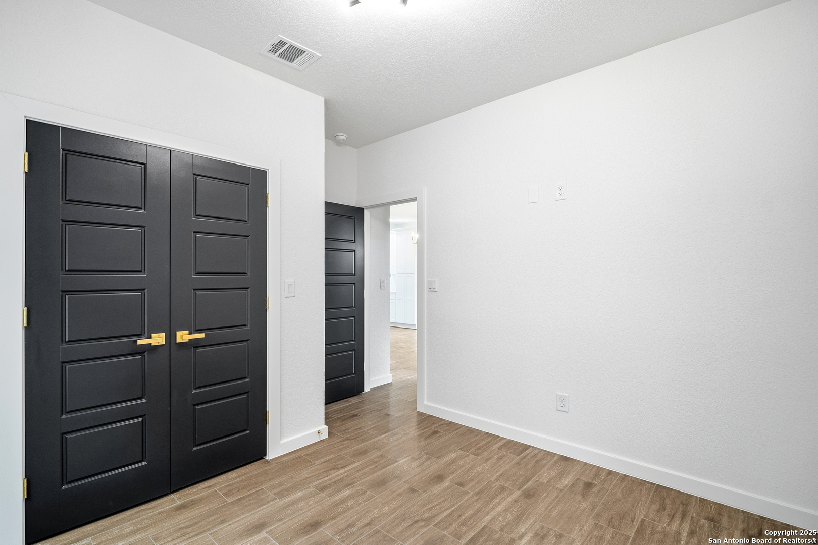 15129 Norvell Street Lytle, TX 78052 - Photo 16 of 26