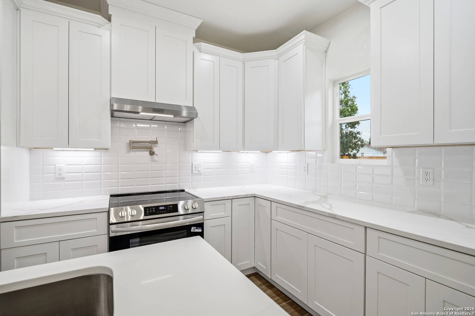 15129 Norvell Street Lytle, TX 78052 - Photo 6 of 26