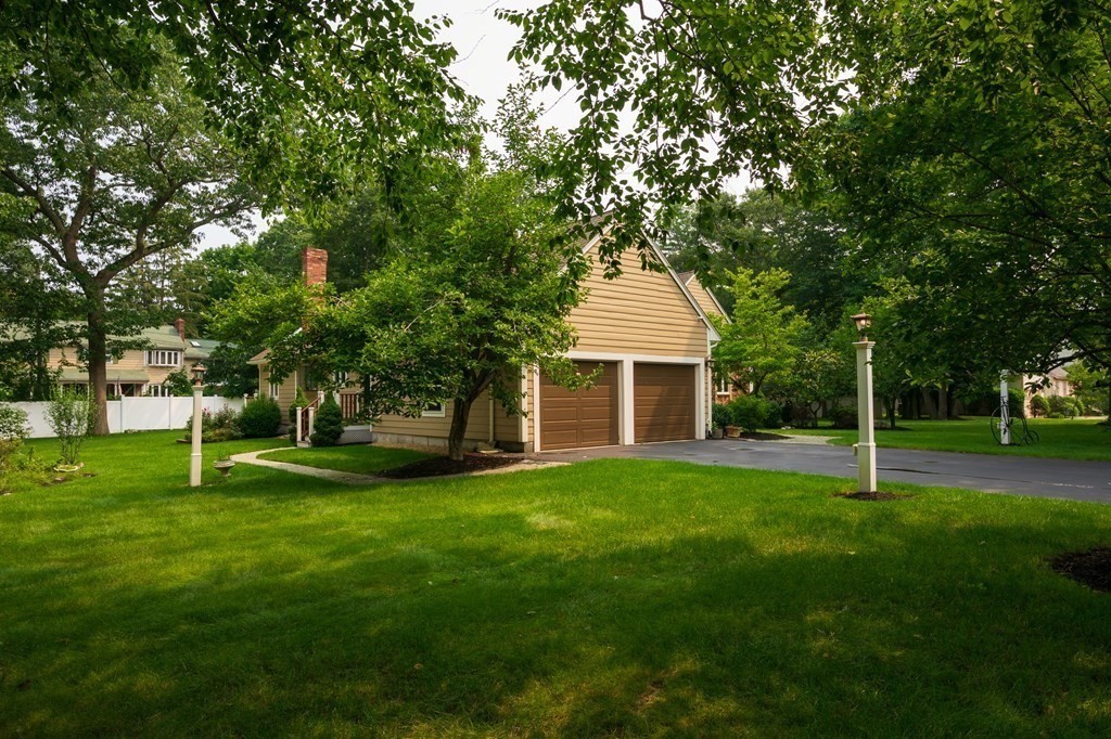 10 Canavan Drive Braintree, MA 02184 - Photo 33 of 38