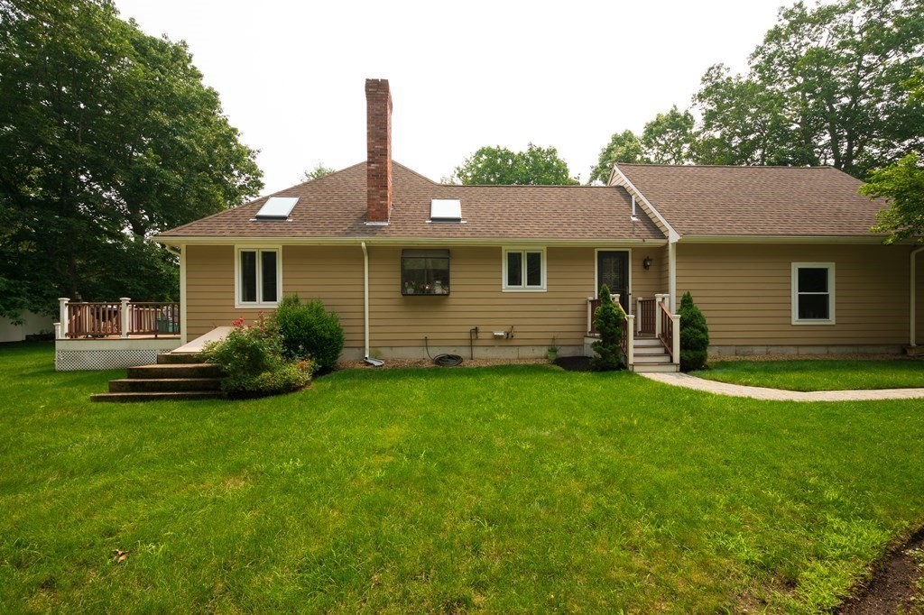 10 Canavan Drive Braintree, MA 02184 - Photo 35 of 38