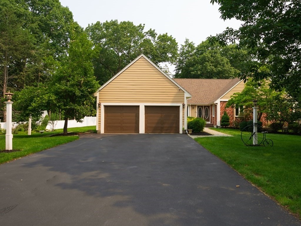 10 Canavan Drive Braintree, MA 02184 - Photo 38 of 38