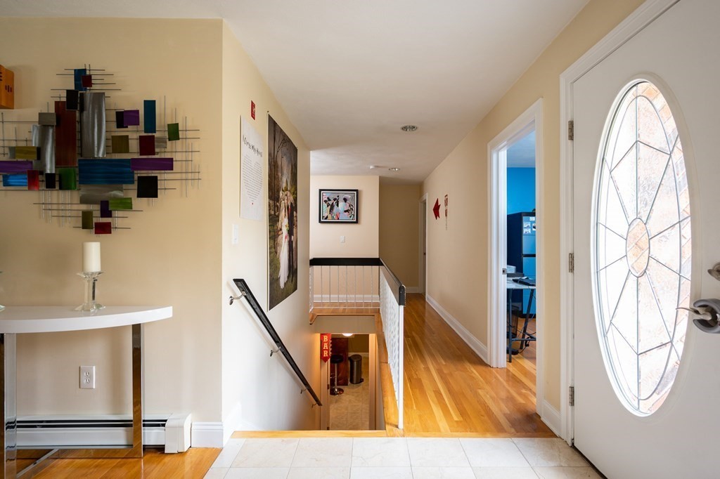 10 Canavan Drive Braintree, MA 02184 - Photo 5 of 38