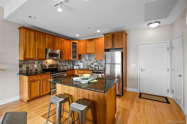 $1,700 | 1950 Logan Street, Unit 1107, Denver, CO 80203