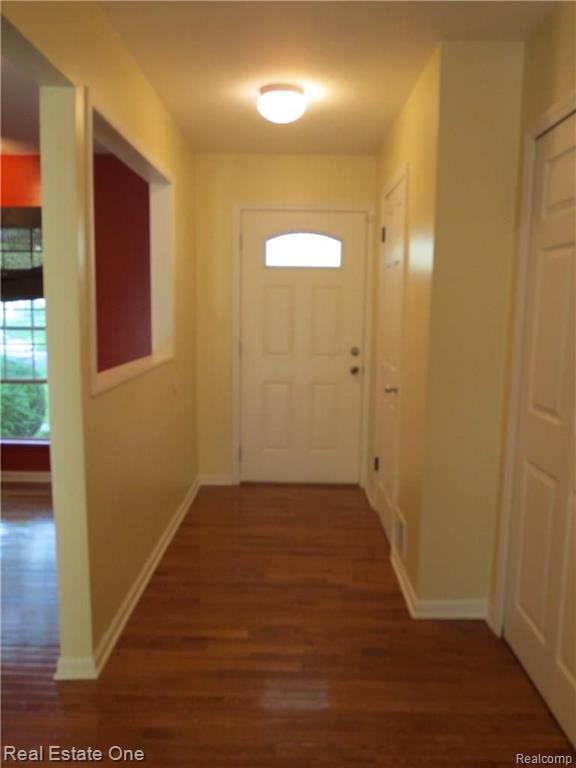 110 Longford Drive Rochester Hills, MI 48309 - Photo 5 of 30