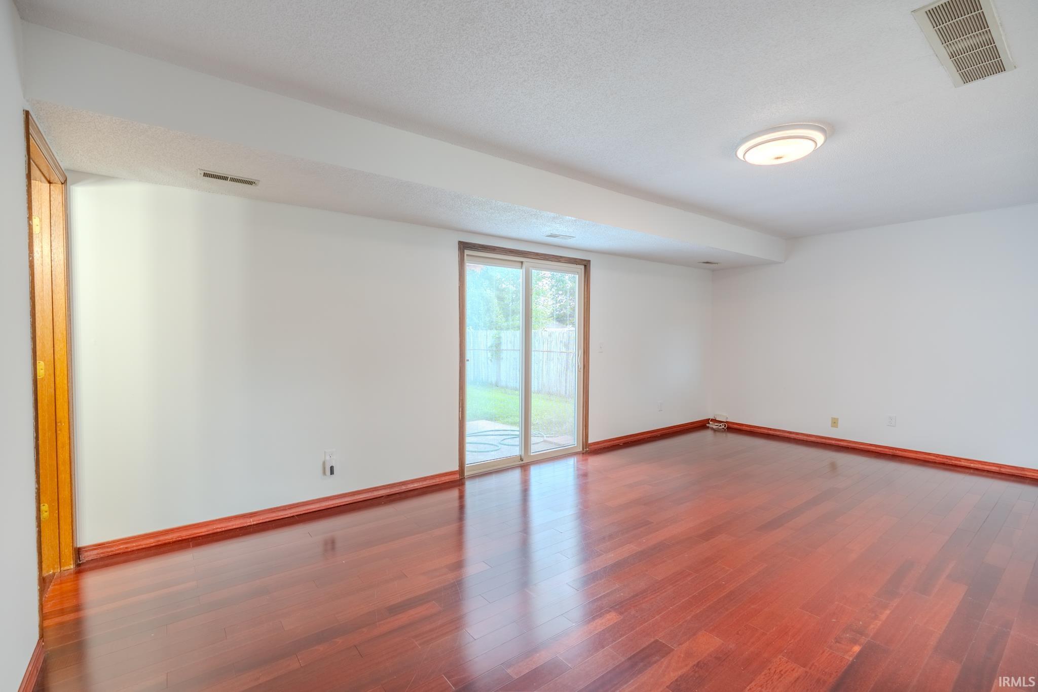 6602 Wood Rim Run Fort Wayne, IN 46825 - Photo 3 of 25 Gallery Image 3