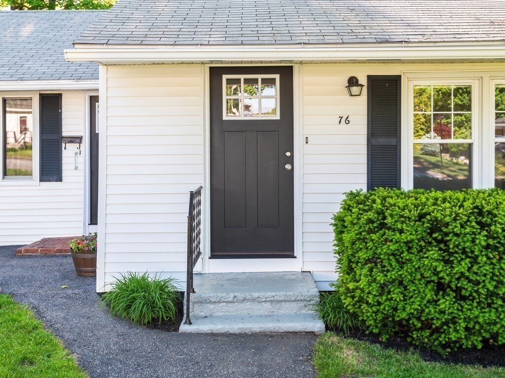 76 Robillard Street Gardner, MA 01440 - Photo 2 of 38