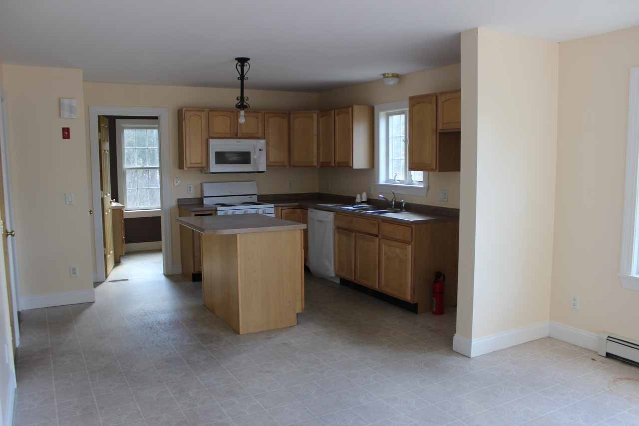 1193 Peaked Mountain Road Townshend, VT 05353 - Photo 5 of 18 Gallery Image 5