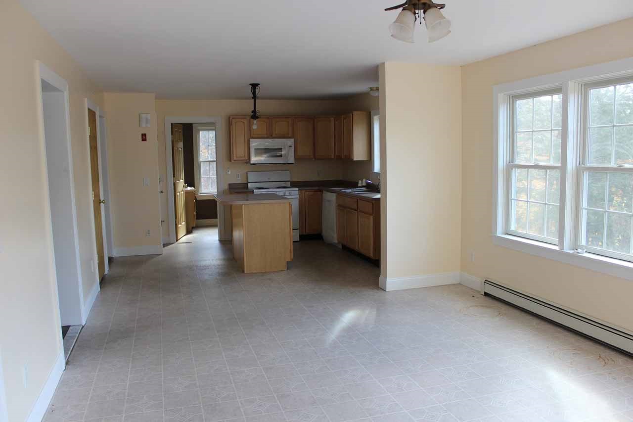 1193 Peaked Mountain Road Townshend, VT 05353 - Photo 6 of 18 Gallery Image 6