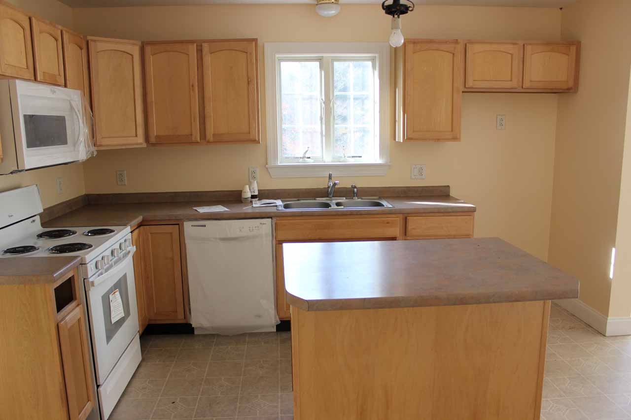 1193 Peaked Mountain Road Townshend, VT 05353 - Photo 7 of 18 Gallery Image 7