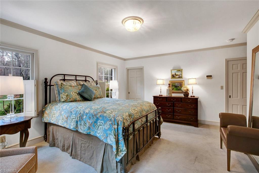 201 Shadow Valley Road High Point, NC 27262 - Photo 19 of 30 Gallery Image 19