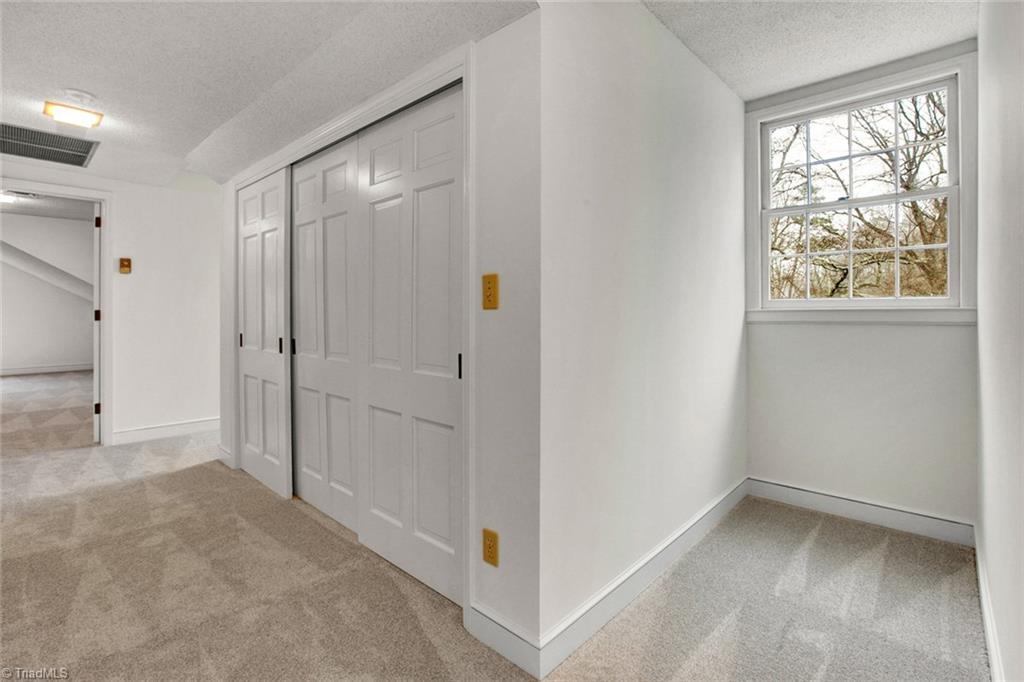 201 Shadow Valley Road High Point, NC 27262 - Photo 20 of 30 Gallery Image 20