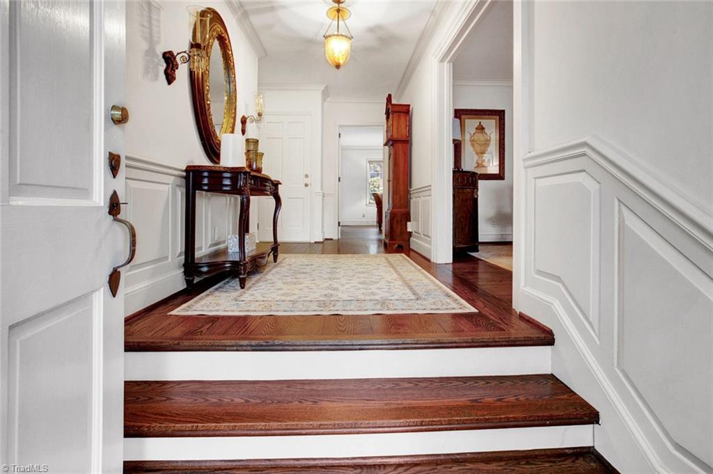 201 Shadow Valley Road High Point, NC 27262 - Photo 4 of 30 Gallery Image 4