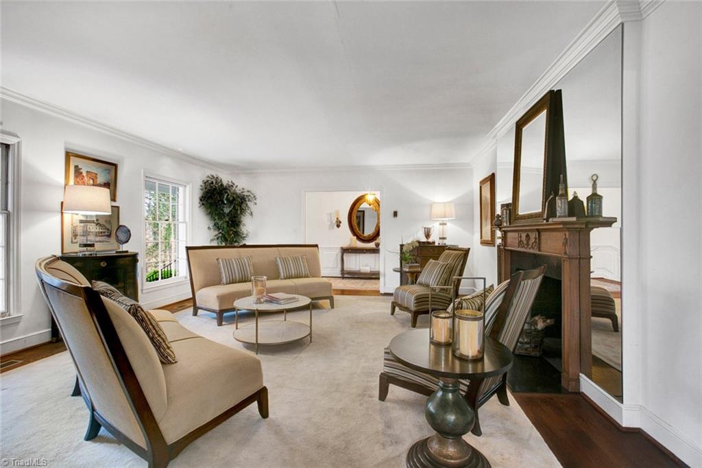 201 Shadow Valley Road High Point, NC 27262 - Photo 7 of 30 Gallery Image 7