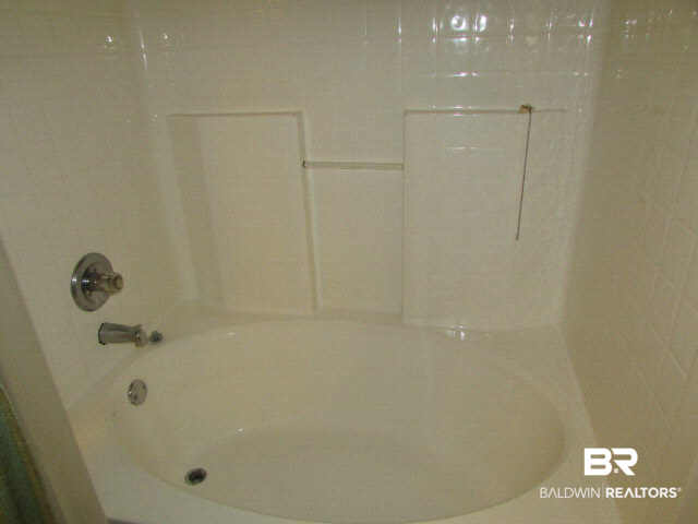 6175 Northwoods Court Mobile, AL 36608 - Photo 12 of 18