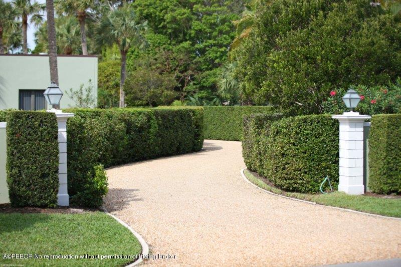 110 Gomez Road Hobe Sound, FL 33455 - Photo 2 of 31 004