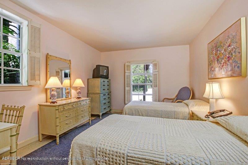 110 Gomez Road Hobe Sound, FL 33455 - Photo 20 of 31 027