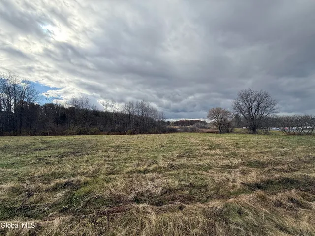 $749,000 | 11 South Kingsboro Avenue, Gloversville, NY 12078