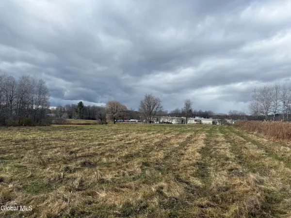 $749,000 | 11 South Kingsboro Avenue, Gloversville, NY 12078