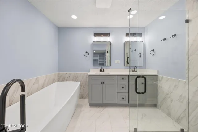 $535,000 | 146 Talah Way, Loudon, TN 37774