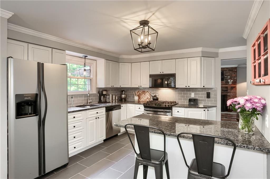1925 Redcoach Road Allison Park, PA 15101 - Photo 7 of 25 Gallery Image 7