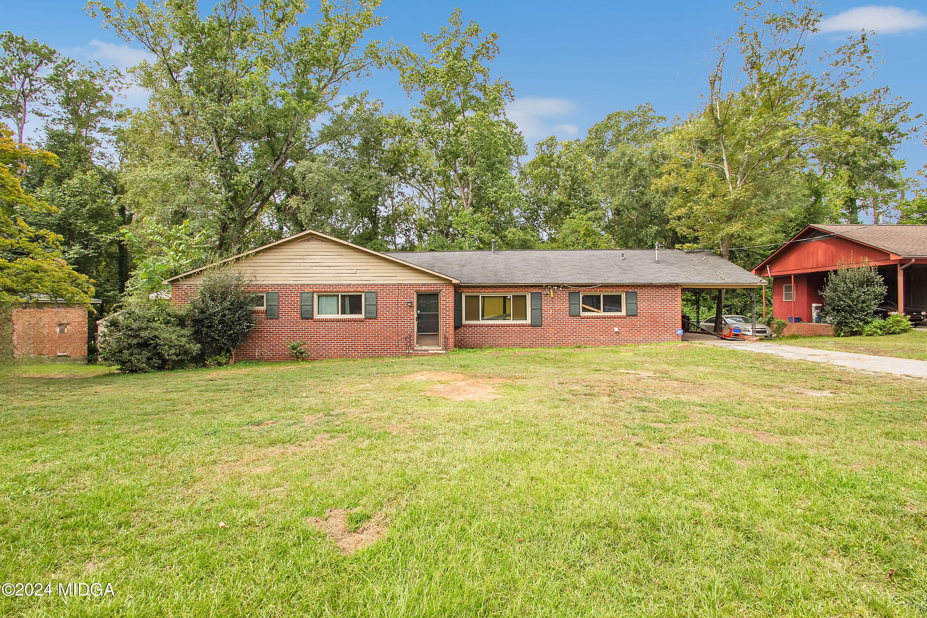 2746 Riverview Road Macon, GA 31204 - Photo 1 of 8 Front