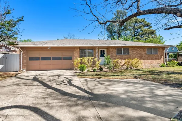 $221,000 | 2711 West Morton Street, Denison, TX 75020