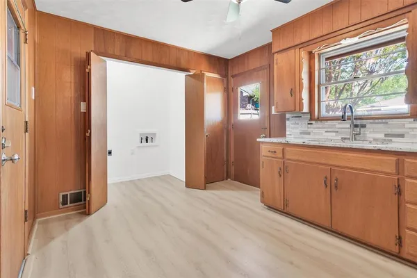 $221,000 | 2711 West Morton Street, Denison, TX 75020