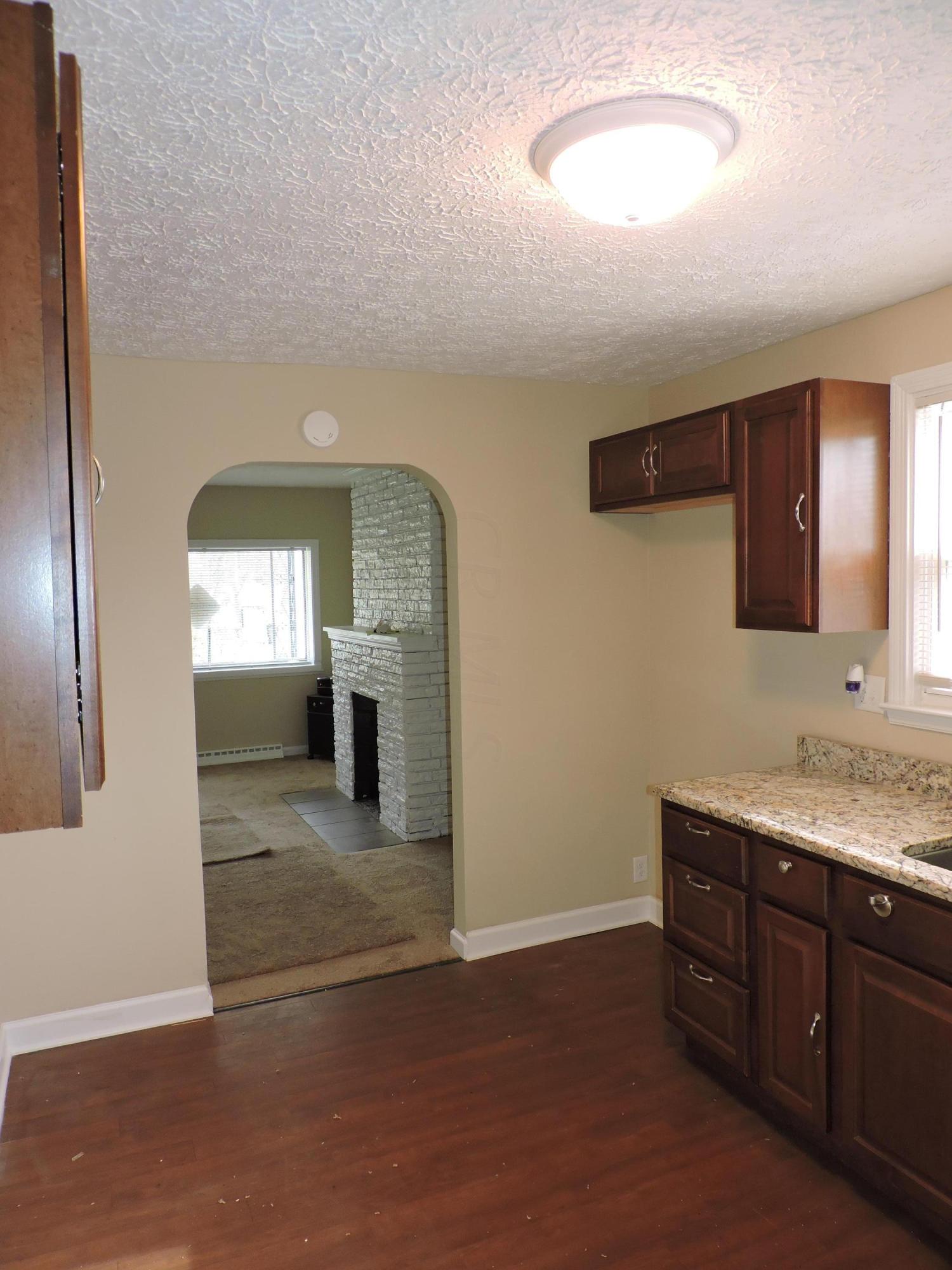 2589 Clybourne Road Columbus, OH 43231 - Photo 12 of 24 Gallery Image 12