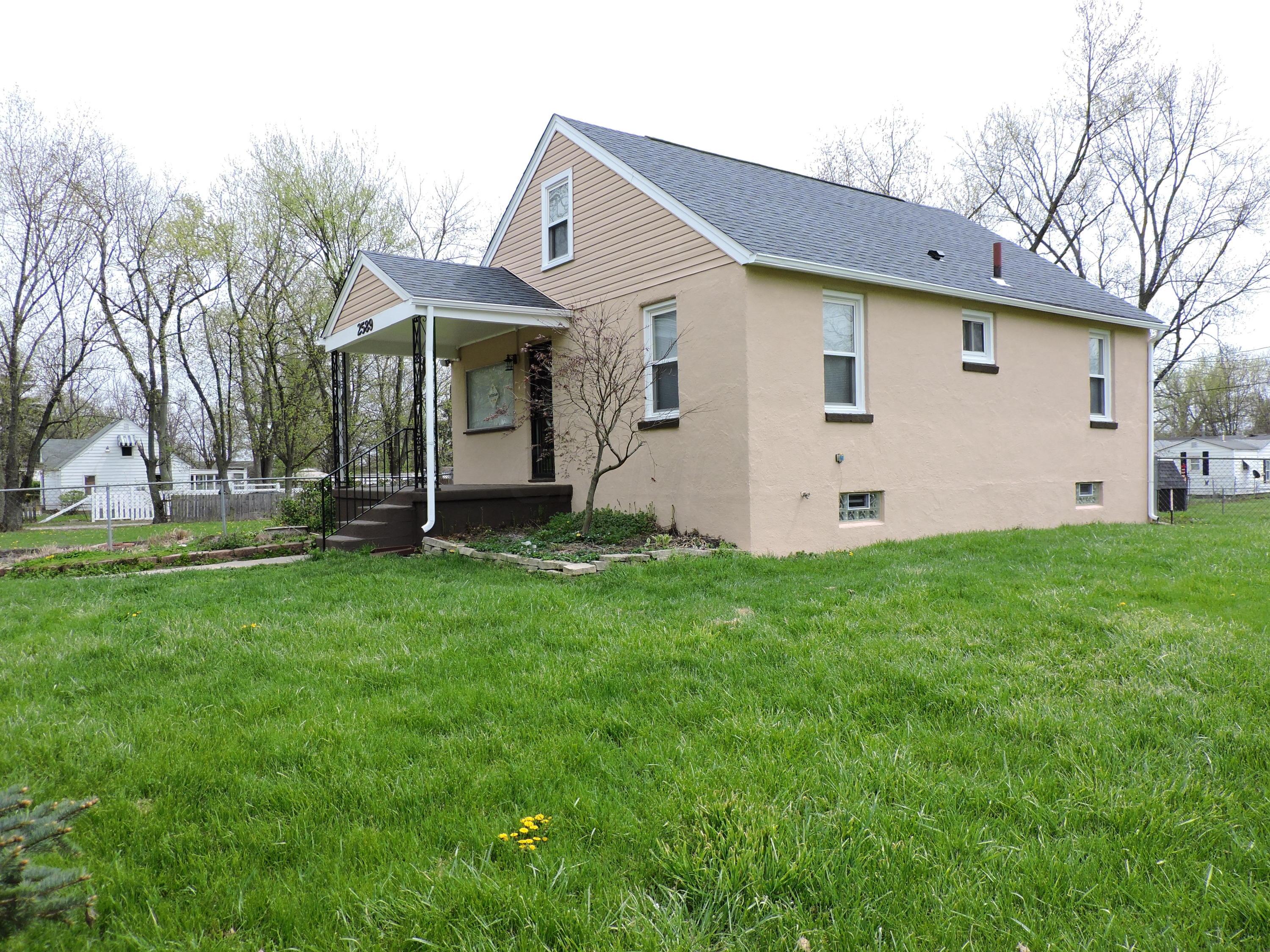2589 Clybourne Road Columbus, OH 43231 - Photo 3 of 24 Gallery Image 3