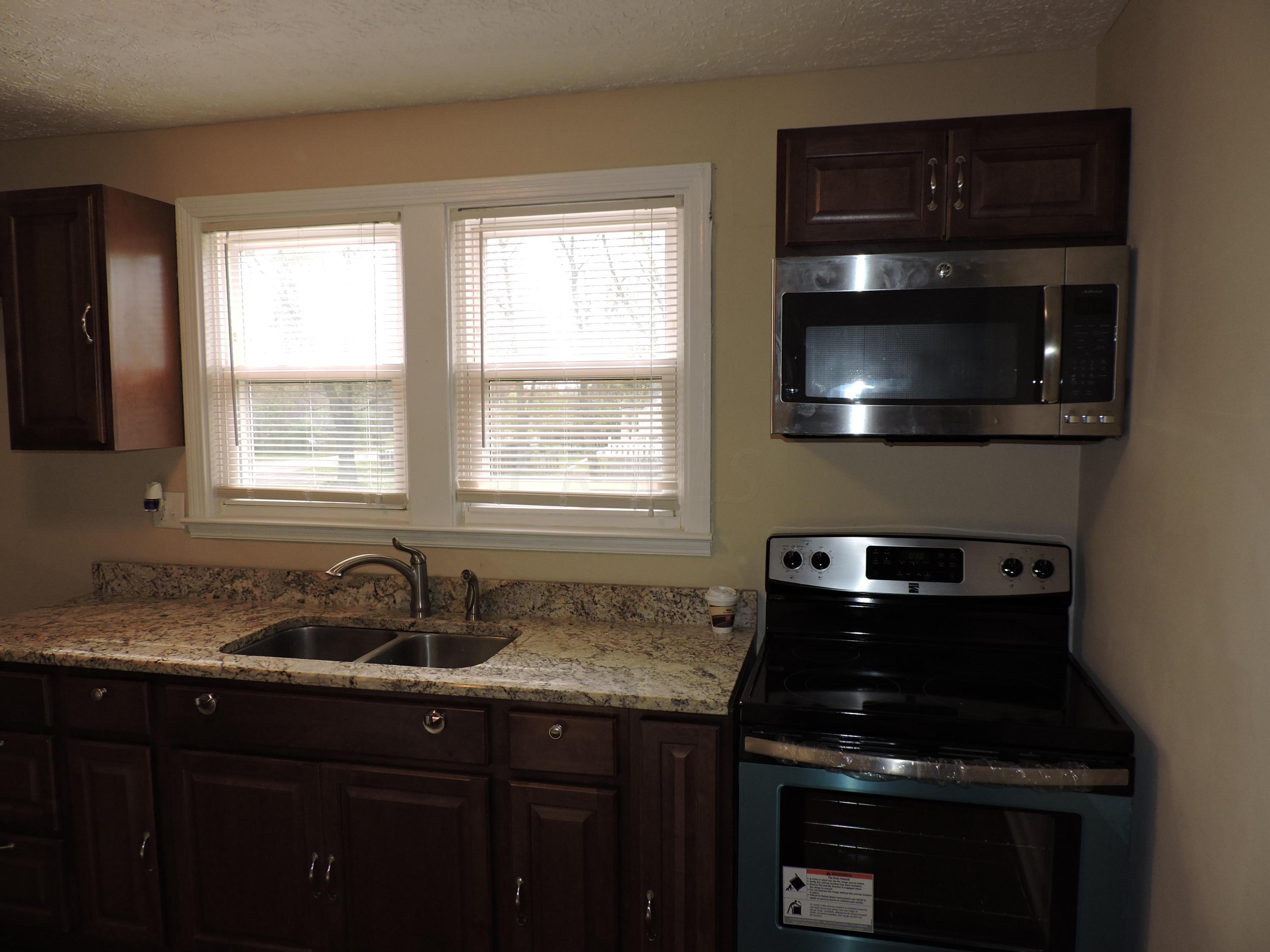 2589 Clybourne Road Columbus, OH 43231 - Photo 10 of 24 Gallery Image 10