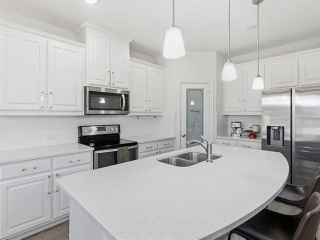 $2,800 | 1013 Wildwood Drive, Joshua, TX 76058