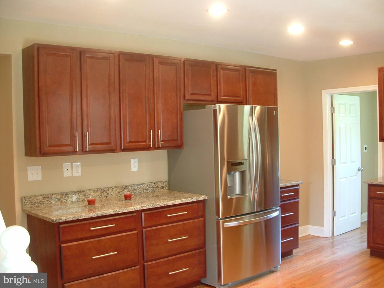 8664 Winands Road Randallstown, MD 21133 - Photo 8 of 23 Kitchen