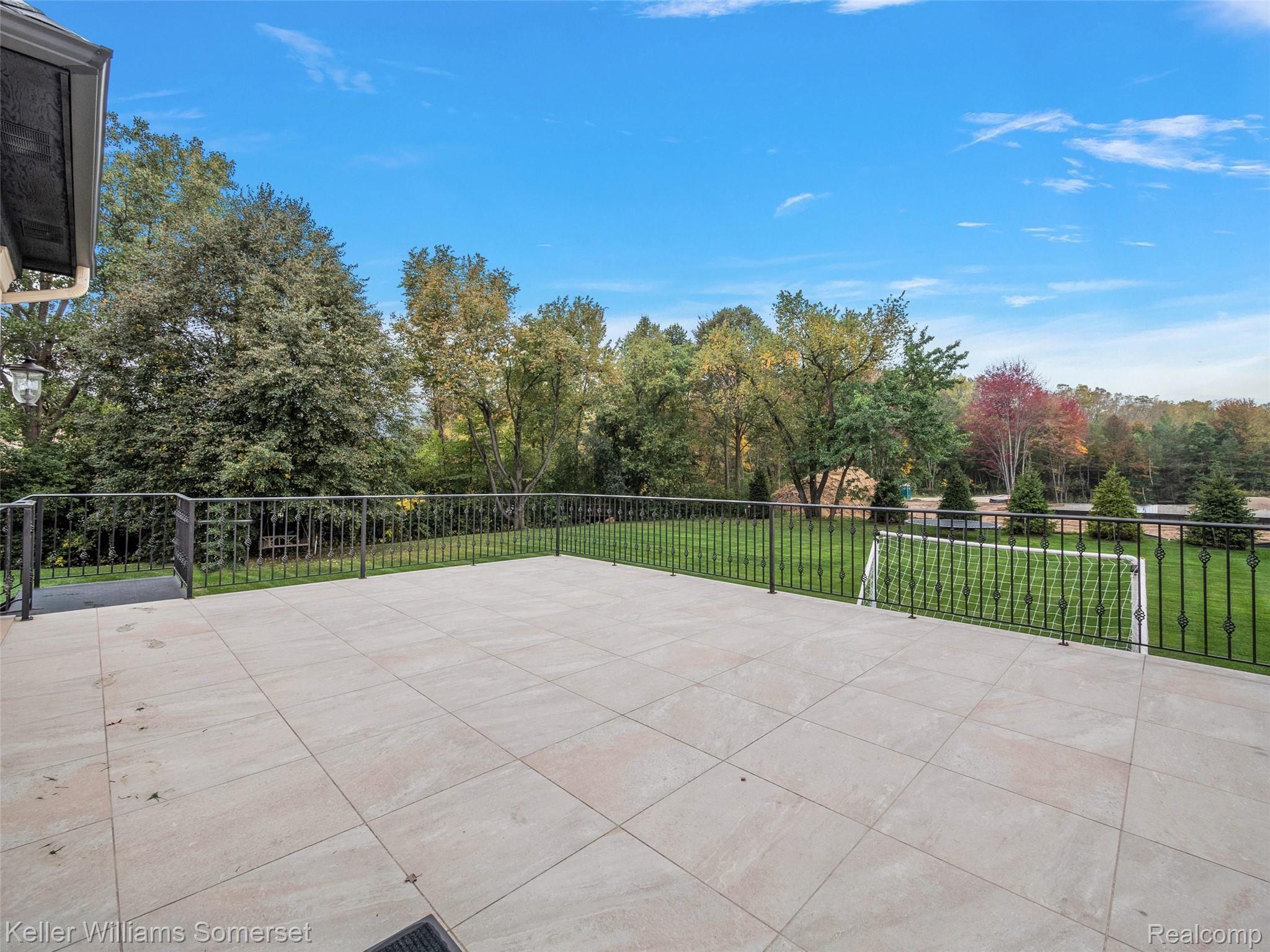 6097 Evanswood Road Troy, MI 48085 - Photo 70 of 86 63.1