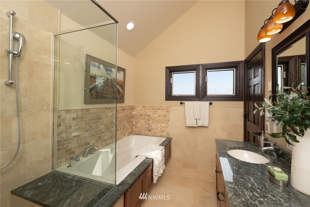 733 North 80th Street Seattle, WA 98103 - Photo 27 of 40 Gallery Image 27