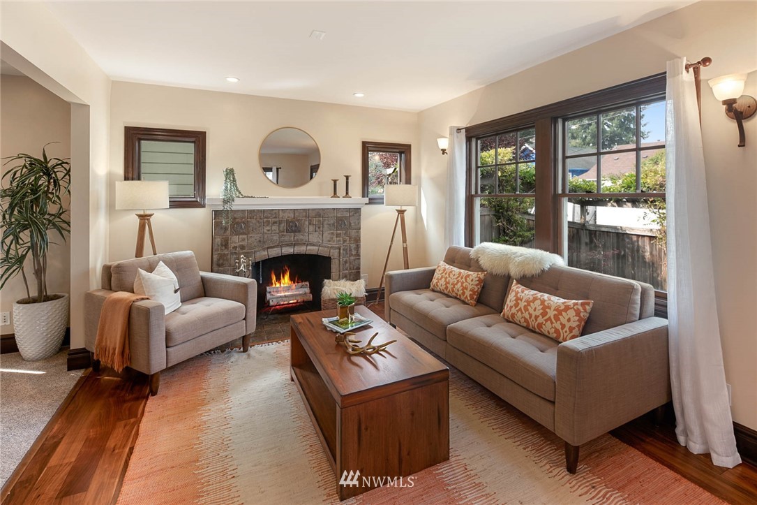 733 North 80th Street Seattle, WA 98103 - Photo 9 of 40 Gallery Image 9