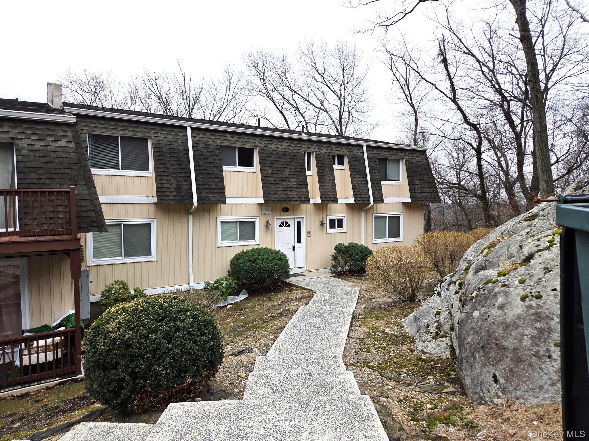 18 Pavilion Ridge Way, Unit 16 Suffern, NY 10901 - Photo 1 of 14