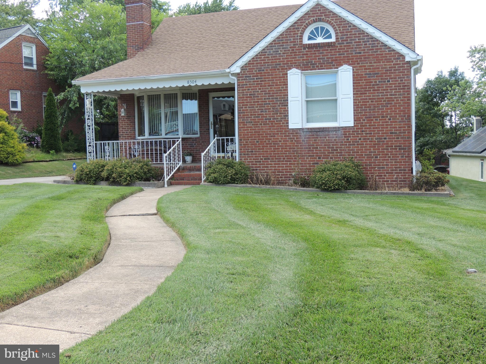 8504 Daytona Road Baltimore, MD 21237 - Photo 1 of 18 Front of Home - beautiful front manicured yard