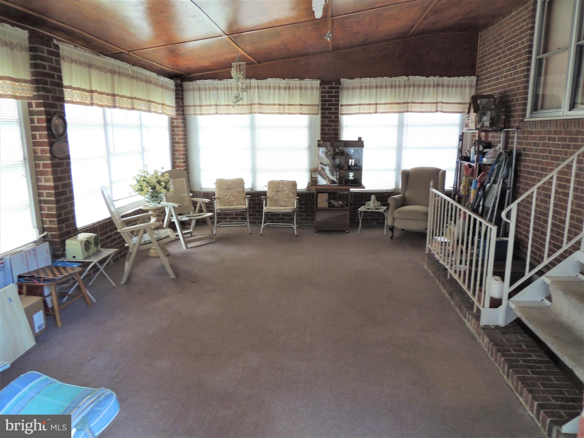 8504 Daytona Road Baltimore, MD 21237 - Photo 16 of 18 Sun-room - Large entertainment area