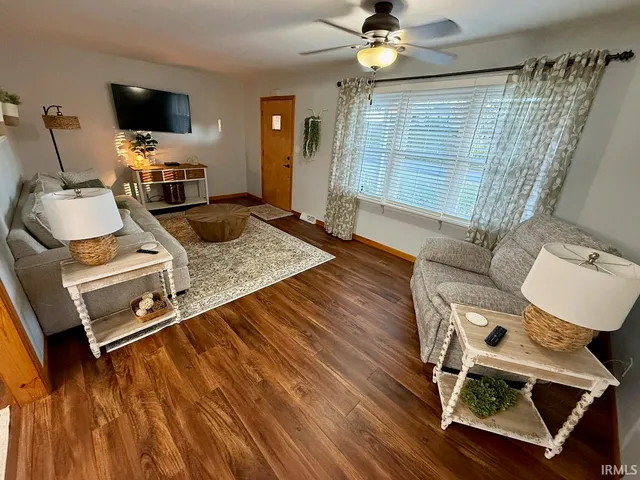 $324,900 | 81 East 200 South, Princeton, IN 47670