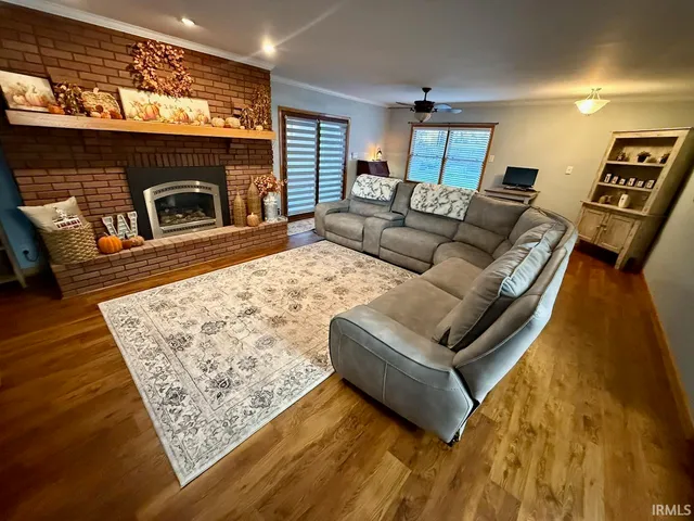 $324,900 | 81 East 200 South, Princeton, IN 47670