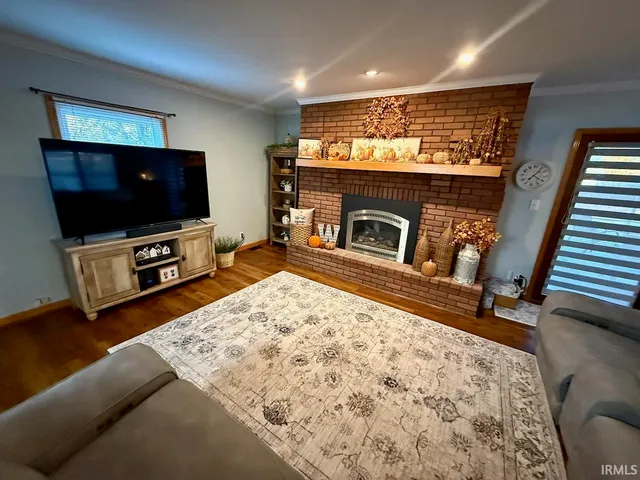 $324,900 | 81 East 200 South, Princeton, IN 47670