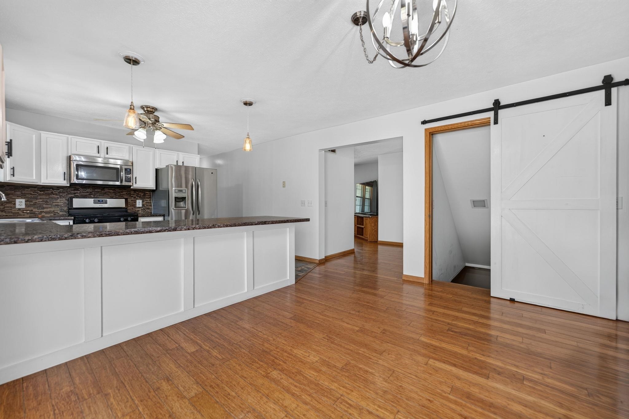 740 Timber Creek Road Dixon, IL 61021 - Photo 11 of 40 Gallery Image 11