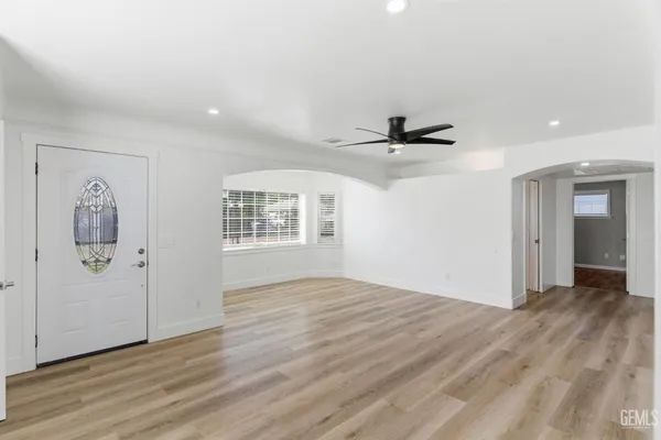 $325,000 | Undisclosed Address, Hanford, CA 93230